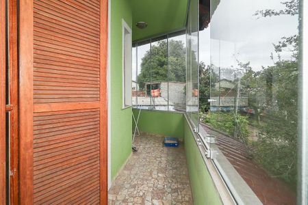 Casa à venda com 238m², 4 quartos e 3 vagasVaranda Suíte