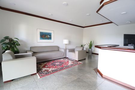 Apartamento para alugar com 204m², 4 quartos e 2 vagasHall social