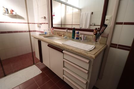 Apartamento para alugar com 204m², 4 quartos e 2 vagasBanheiro Social