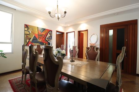 Apartamento para alugar com 204m², 4 quartos e 2 vagasSala de Jantar