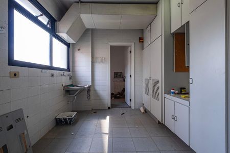 Apartamento à venda com 278m², 4 quartos e 3 vagasLavanderia