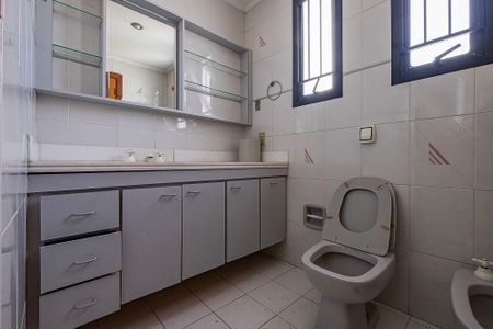 Apartamento à venda com 278m², 4 quartos e 3 vagasSuíte 4 - Banheiro