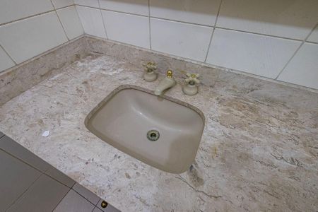 Apartamento à venda com 278m², 4 quartos e 3 vagasSuíte 3 - Banheiro