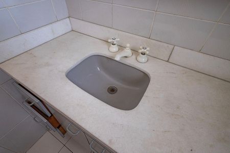 Apartamento à venda com 278m², 4 quartos e 3 vagasSuíte 4 - Banheiro