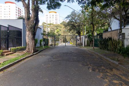 Casa de condomínio à venda com 353m², 3 quartos e 2 vagasFachada