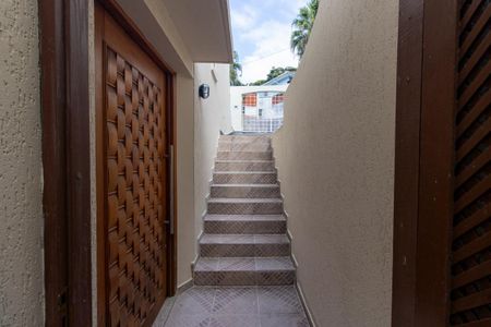Casa de condomínio à venda com 353m², 3 quartos e 2 vagasEntrada