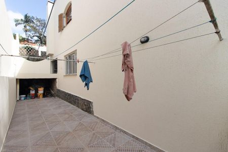 Casa de condomínio à venda com 353m², 3 quartos e 2 vagasCorredor Lateral