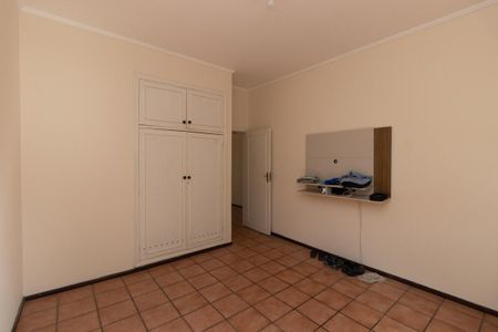 Casa de condomínio à venda com 353m², 3 quartos e 2 vagasQuarto 3