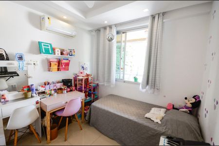 Apartamento à venda com 83m², 2 quartos e 1 vaga Apartamento à venda com 83m², 2 quartos e 1 vagaQuarto