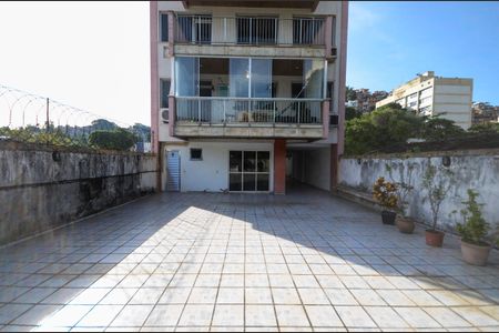 Apartamento à venda com 83m², 2 quartos e 1 vaga Apartamento à venda com 83m², 2 quartos e 1 vagaÁrea comum