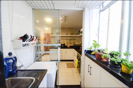 Apartamento à venda com 83m², 2 quartos e 1 vaga Apartamento à venda com 83m², 2 quartos e 1 vagaÁrea de Serviço