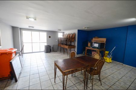 Apartamento à venda com 83m², 2 quartos e 1 vaga Apartamento à venda com 83m², 2 quartos e 1 vagaÁrea comum - Salão de festas