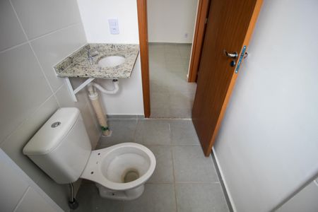 Apartamento para alugar com 56m², 2 quartos e 1 vaga Apartamento para alugar com 56m², 2 quartos e 1 vagaBanheiro Social