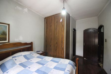 Casa à venda com 217m², 4 quartos e 2 vagasSuíte