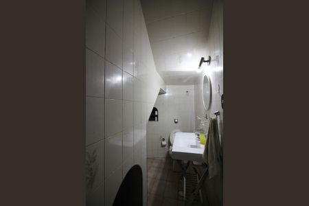 Casa à venda com 217m², 4 quartos e 2 vagasLavabo