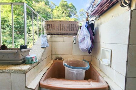 Apartamento à venda com 83m², 2 quartos e 1 vaga Apartamento à venda com 83m², 2 quartos e 1 vagaÁrea de serviço