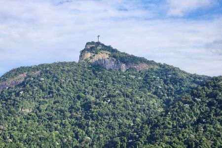 Apartamento à venda com 83m², 2 quartos e 1 vaga Apartamento à venda com 83m², 2 quartos e 1 vagaVista