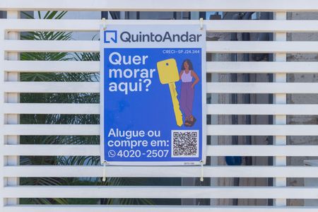 Apartamento à venda com 33m², 1 quarto e sem vaga Apartamento à venda com 33m², 1 quarto e sem vagaFachada e placa