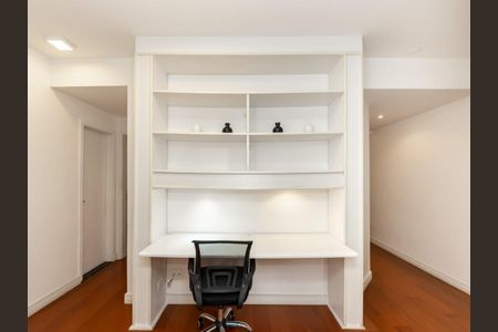 Apartamento à venda com 163m², 4 quartos e 2 vagas