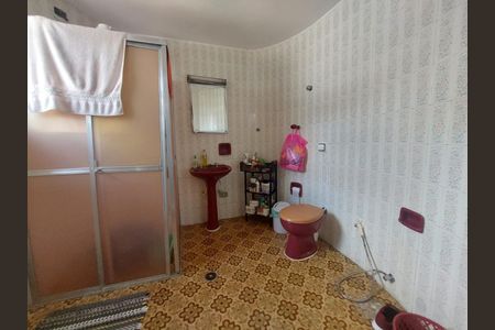 Casa à venda com 280m², 3 quartos e 6 vagas Casa à venda com 280m², 3 quartos e 6 vagasFoto 01