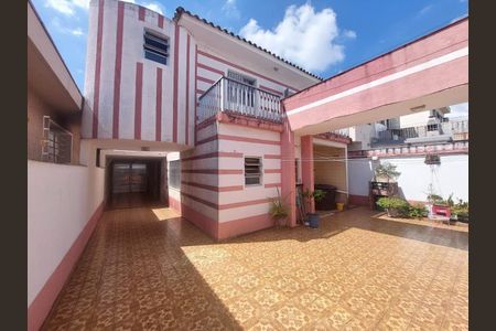Casa à venda com 280m², 3 quartos e 6 vagas Casa à venda com 280m², 3 quartos e 6 vagasFoto 01