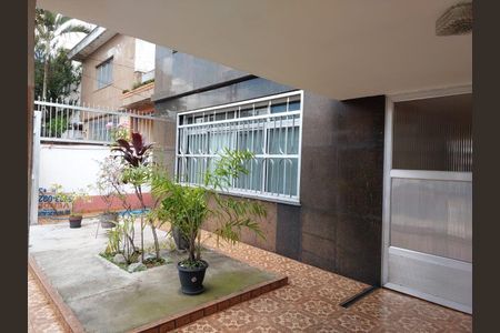 Casa à venda com 280m², 3 quartos e 6 vagas Casa à venda com 280m², 3 quartos e 6 vagasFoto 47