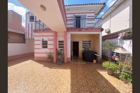 Casa à venda com 280m², 3 quartos e 6 vagas Casa à venda com 280m², 3 quartos e 6 vagasFoto 01