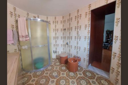 Casa à venda com 280m², 3 quartos e 6 vagas Casa à venda com 280m², 3 quartos e 6 vagasFoto 01