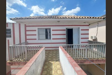 Casa à venda com 280m², 3 quartos e 6 vagas Casa à venda com 280m², 3 quartos e 6 vagasFoto 01