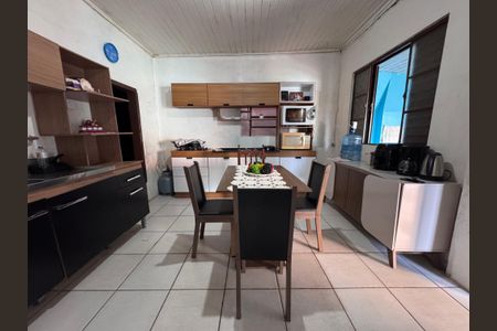 Casa à venda com 120m², 3 quartos e 2 vagas Casa à venda com 120m², 3 quartos e 2 vagasCozinha