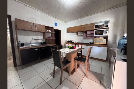 Casa à venda com 120m², 3 quartos e 2 vagas Casa à venda com 120m², 3 quartos e 2 vagasCozinha