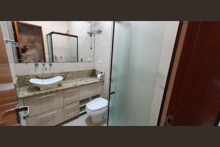 Casa à venda com 140m², 3 quartos e 3 vagas