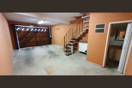 Casa à venda com 140m², 3 quartos e 3 vagas