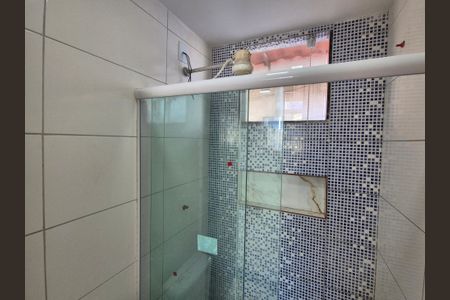 Apartamento para alugar com 50m², 2 quartos e sem vaga Apartamento para alugar com 50m², 2 quartos e sem vagaBanheiro da Suíte