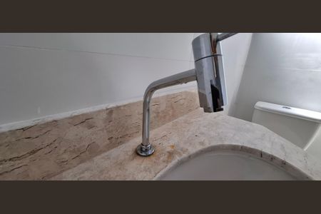 Apartamento à venda com 50m², 2 quartos e 1 vaga Apartamento à venda com 50m², 2 quartos e 1 vagaBanheiro da Suíte