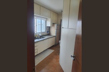 Apartamento à venda com 210m², 4 quartos e 3 vagas
