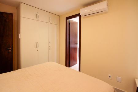 Apartamento à venda com 292m², 4 quartos e 2 vagasQuarto 3 suíte