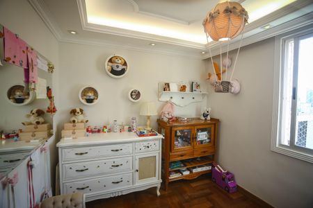 Apartamento à venda com 200m², 4 quartos e 1 vaga Apartamento à venda com 200m², 4 quartos e 1 vagaQuarto 2