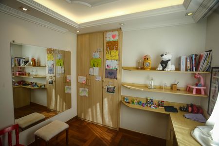 Apartamento à venda com 200m², 4 quartos e 1 vaga Apartamento à venda com 200m², 4 quartos e 1 vagaQuarto