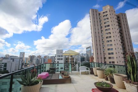 Apartamento à venda com 200m², 4 quartos e 1 vaga Apartamento à venda com 200m², 4 quartos e 1 vagaTerraço