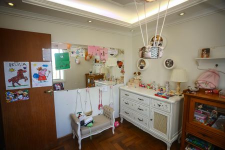 Apartamento à venda com 200m², 4 quartos e 1 vaga Apartamento à venda com 200m², 4 quartos e 1 vagaQuarto 2