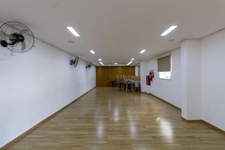 Apartamento à venda com 43m², 2 quartos e sem vaga Apartamento à venda com 43m², 2 quartos e sem vagaÁrea Comum - Salão de Festas