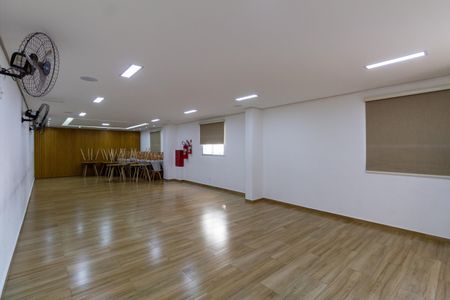 Apartamento à venda com 43m², 2 quartos e sem vaga Apartamento à venda com 43m², 2 quartos e sem vagaÁrea Comum - Salão de Festas