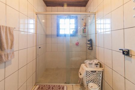 Casa à venda com 250m², 3 quartos e 3 vagas Casa à venda com 250m², 3 quartos e 3 vagasBanheiro da Suíte