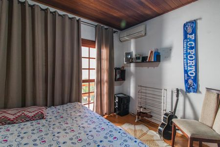 Casa à venda com 250m², 3 quartos e 3 vagas Casa à venda com 250m², 3 quartos e 3 vagasQuarto 1