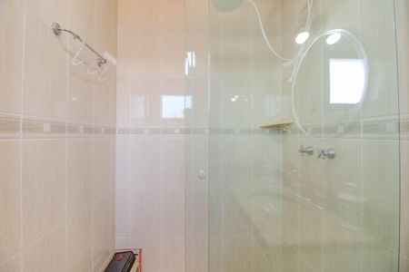 Apartamento à venda com 265m², 3 quartos e 3 vagas Apartamento à venda com 265m², 3 quartos e 3 vagasBanheiro Social 2 (Cobertura)