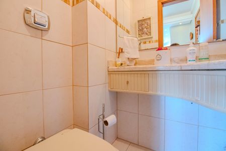 Apartamento à venda com 265m², 3 quartos e 3 vagas Apartamento à venda com 265m², 3 quartos e 3 vagasLavabo