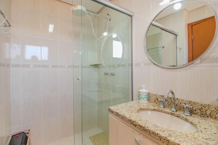 Apartamento à venda com 265m², 3 quartos e 3 vagas Apartamento à venda com 265m², 3 quartos e 3 vagasBanheiro Social 2 (Cobertura)