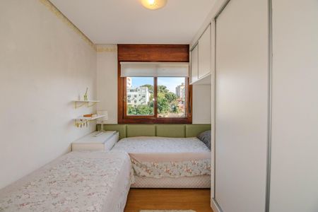 Apartamento à venda com 265m², 3 quartos e 3 vagas Apartamento à venda com 265m², 3 quartos e 3 vagasQuarto 1