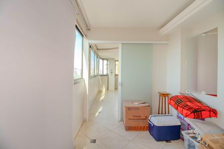 Apartamento à venda com 265m², 3 quartos e 3 vagas Apartamento à venda com 265m², 3 quartos e 3 vagasCobertura - Quarto Auxiliar